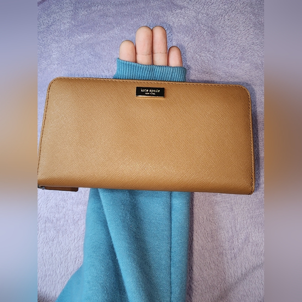 Kate Spade Bailey Long Wallet
